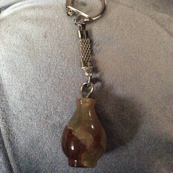 Vintage Chinese Agate Gemstone Key Ring - Picture 1 of 2